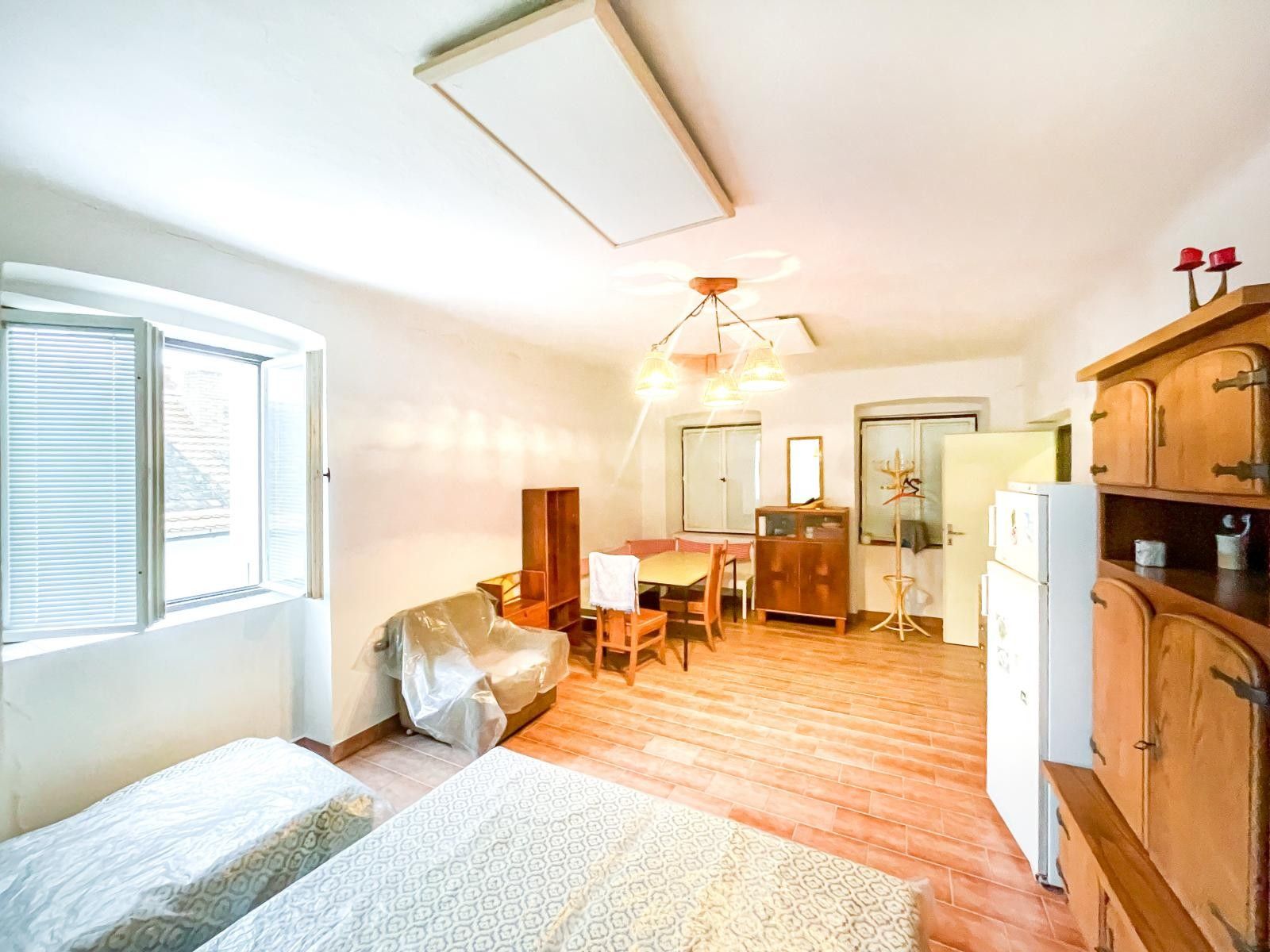 Prodej komerčního prostoru 200 m² - foto 5