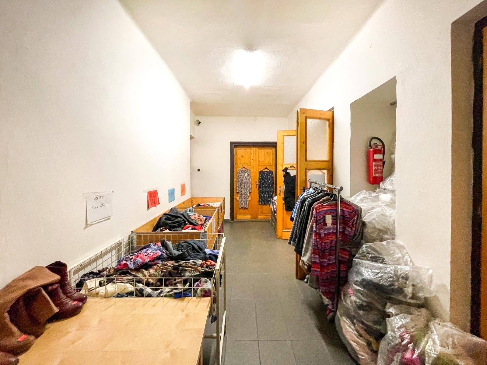 Prodej komerčního prostoru 200 m² - foto 17