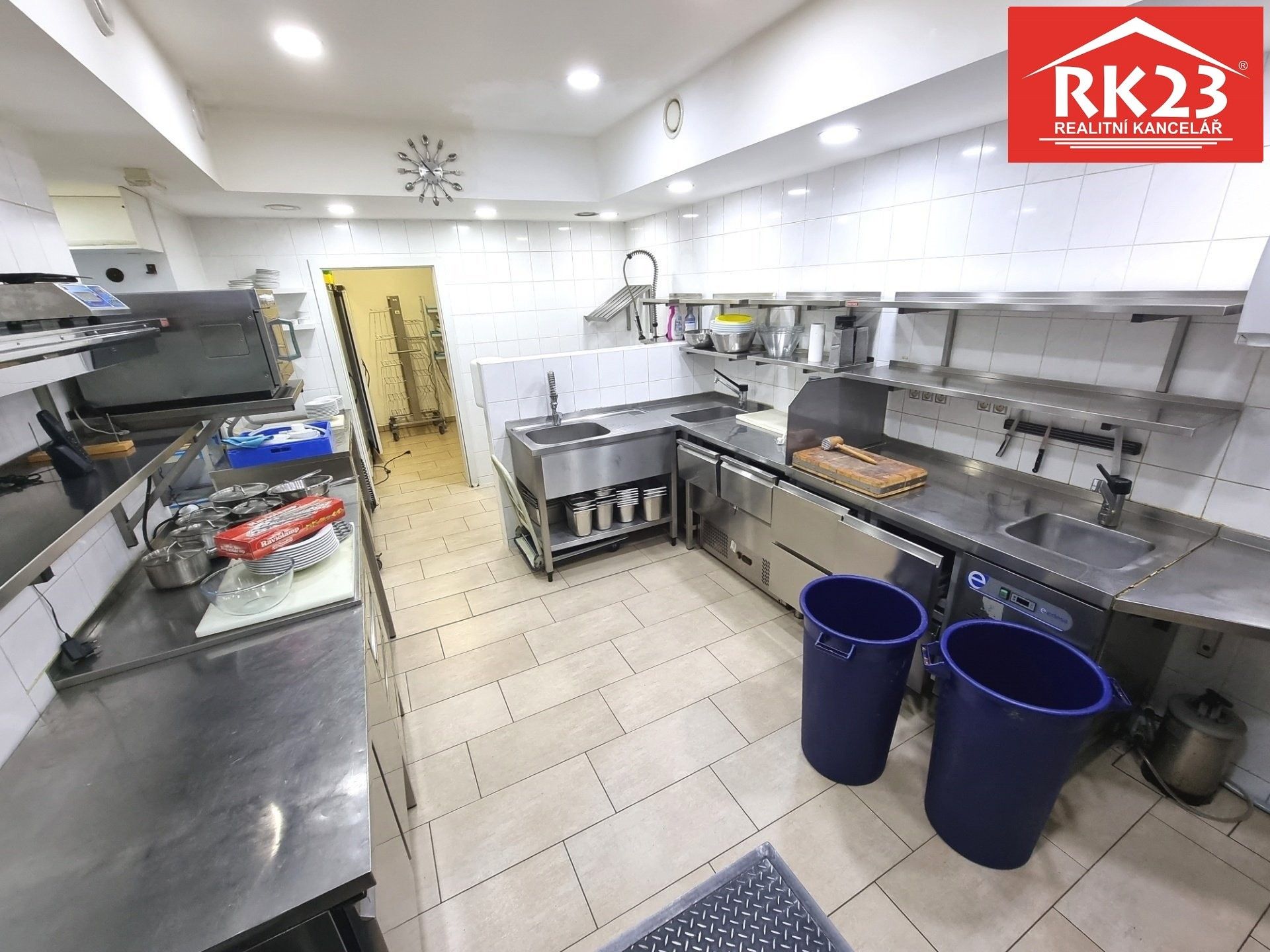 Pronájem komerčního prostoru 150 m² - foto 7
