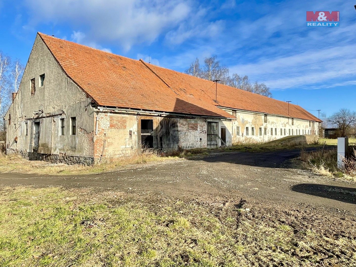 Prodej komerčního prostoru 1700 m² - foto 1