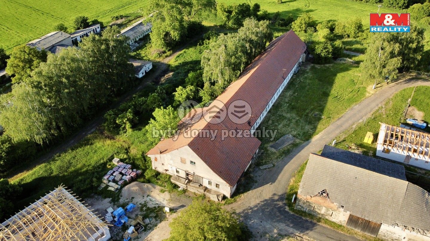 Prodej komerčního prostoru 1700 m² - foto 3