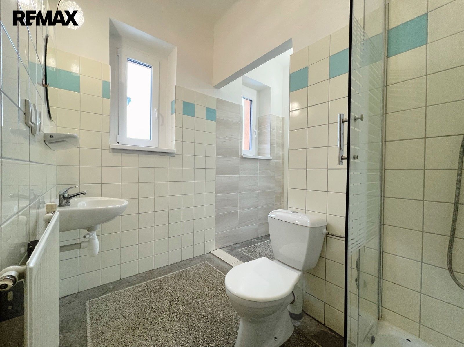 Pronájem komerčního prostoru 100 m² - foto 21
