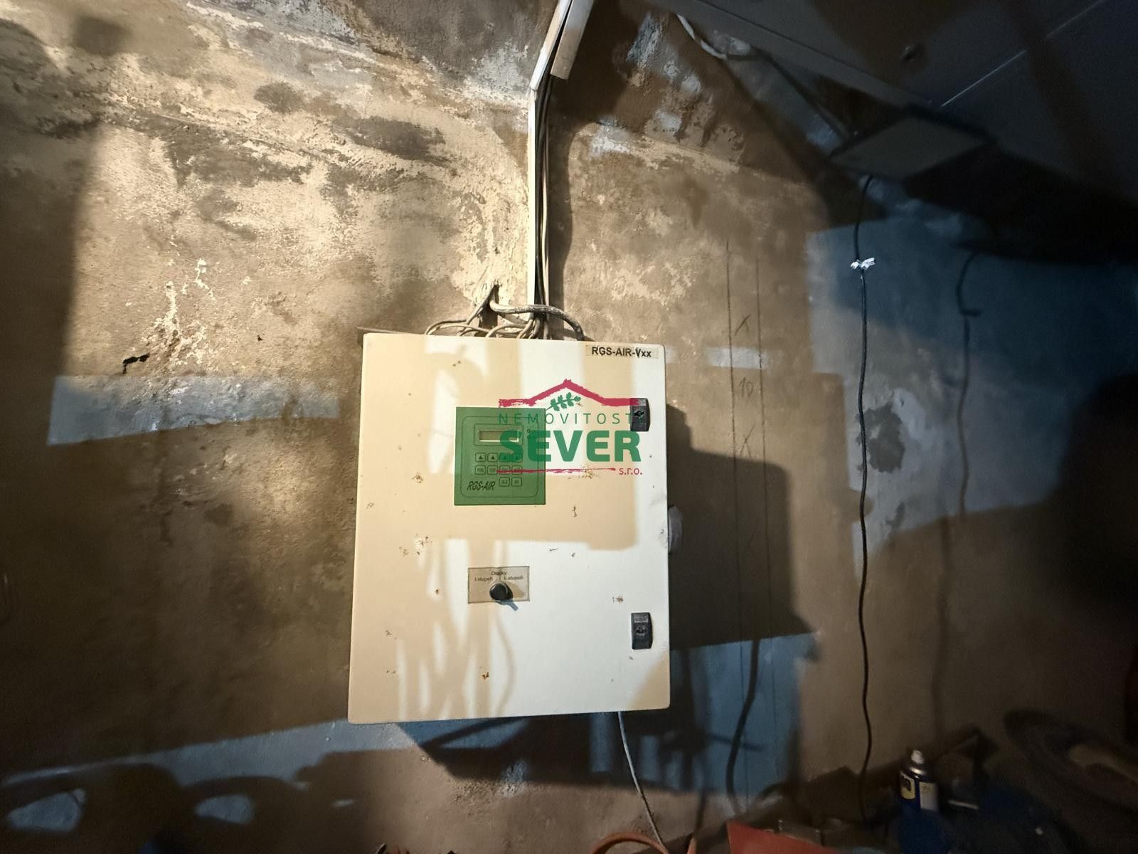 Prodej komerčního prostoru 150 m² - foto 8