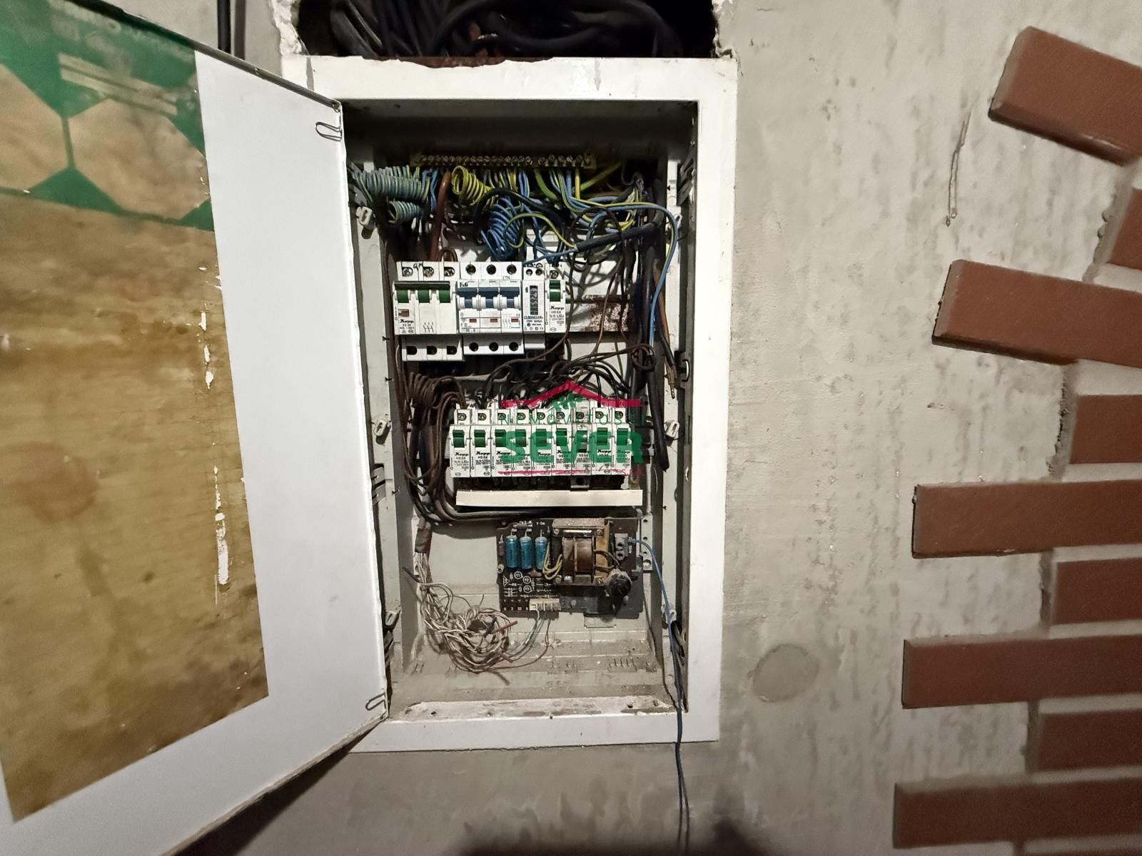 Prodej komerčního prostoru 150 m² - foto 7