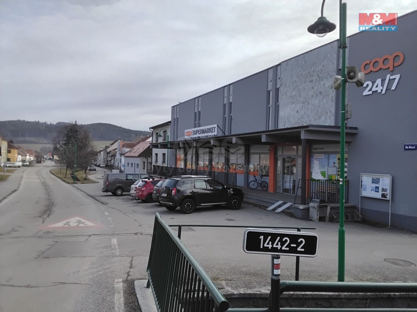 Pronájem komerčního prostoru 201 m² - foto 1
