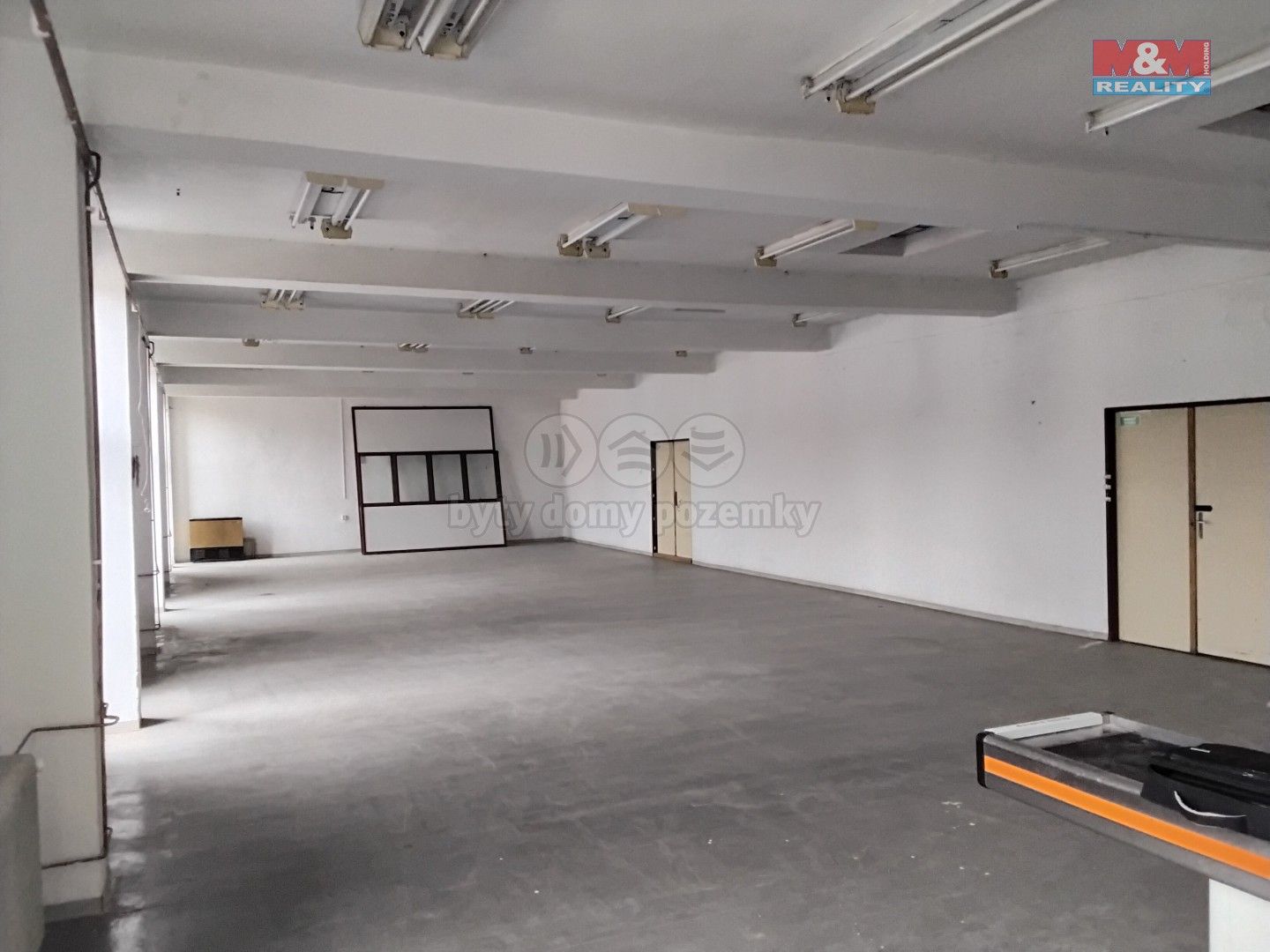 Pronájem komerčního prostoru 201 m² - foto 6