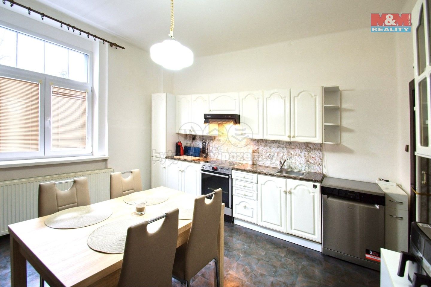 Prodej domu 650 m² - foto 4