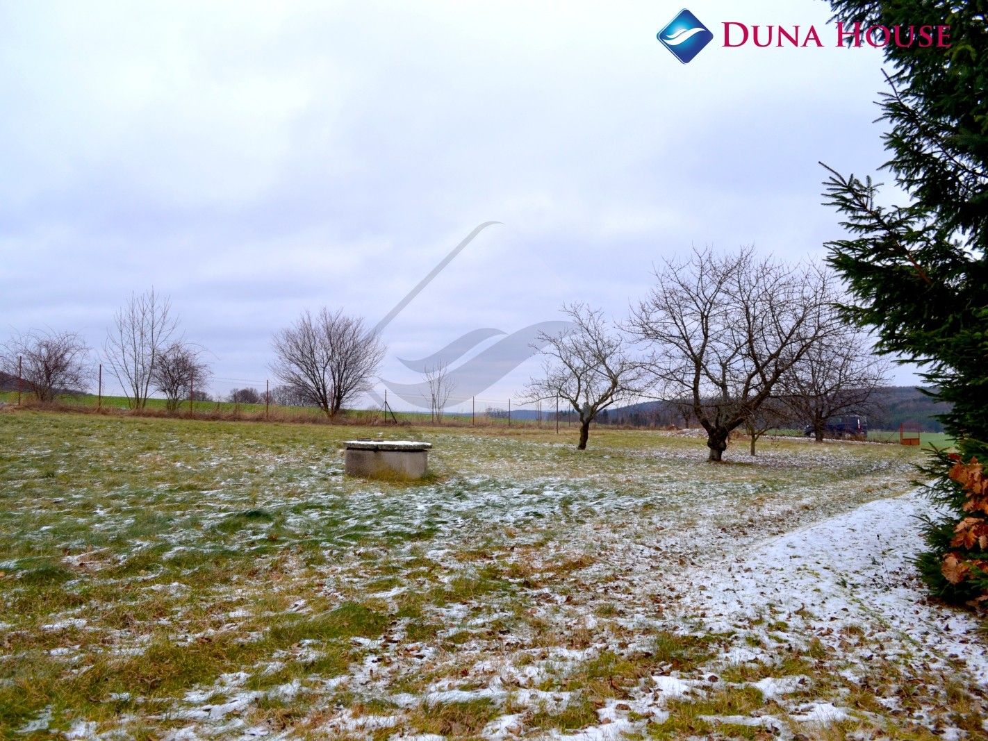 Prodej pozemku 3573 m² - foto 1