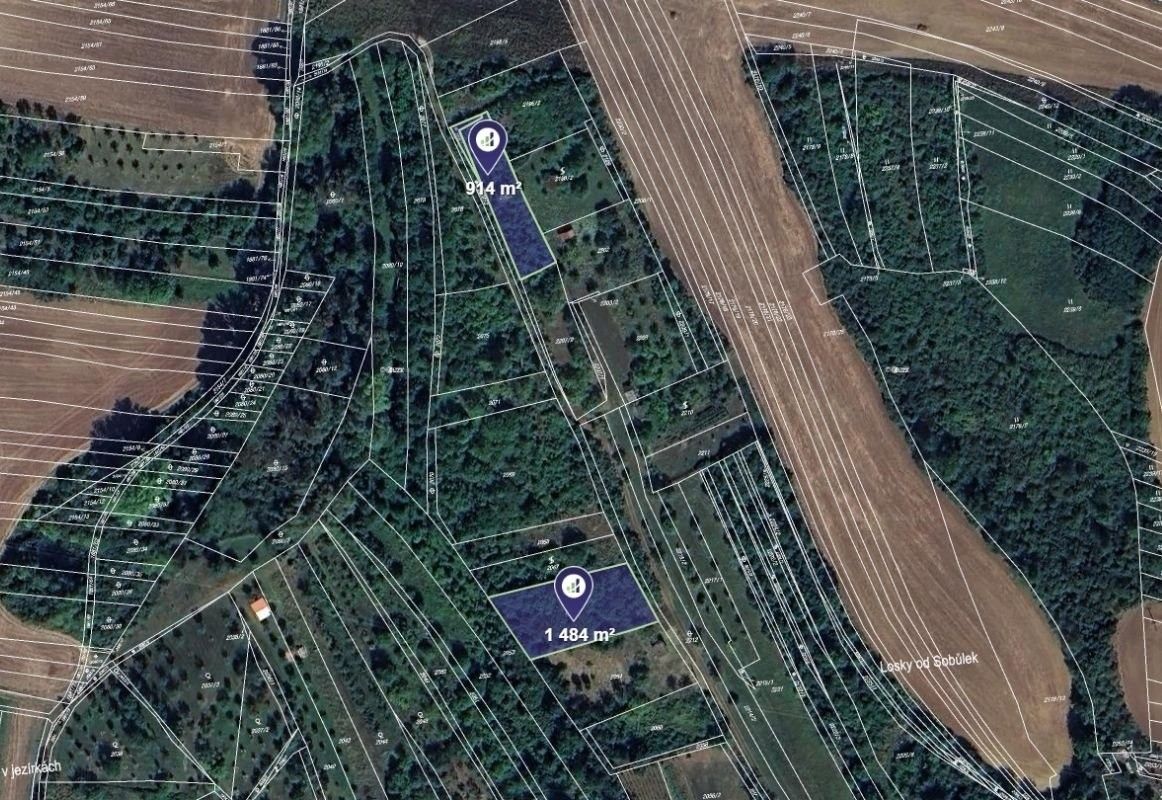 Prodej pozemku 2398 m² - foto 1