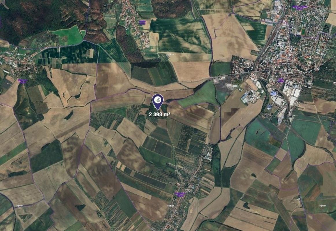 Prodej pozemku 2398 m² - foto 2