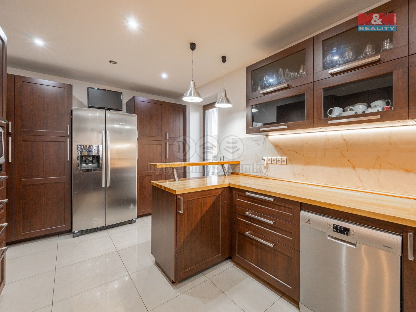 Prodej domu 450 m² - foto 4