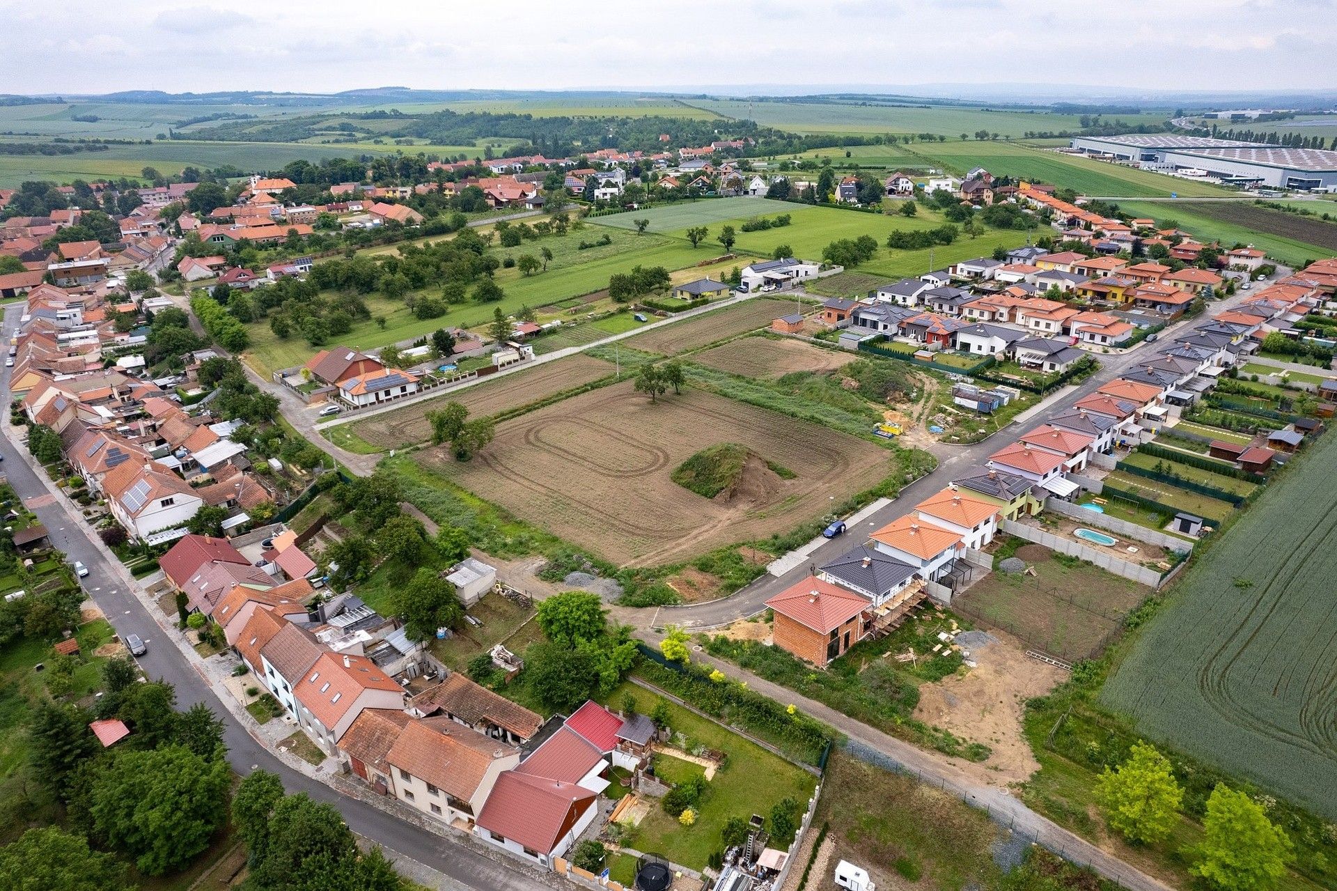 Prodej pozemku 693 m² - foto 3