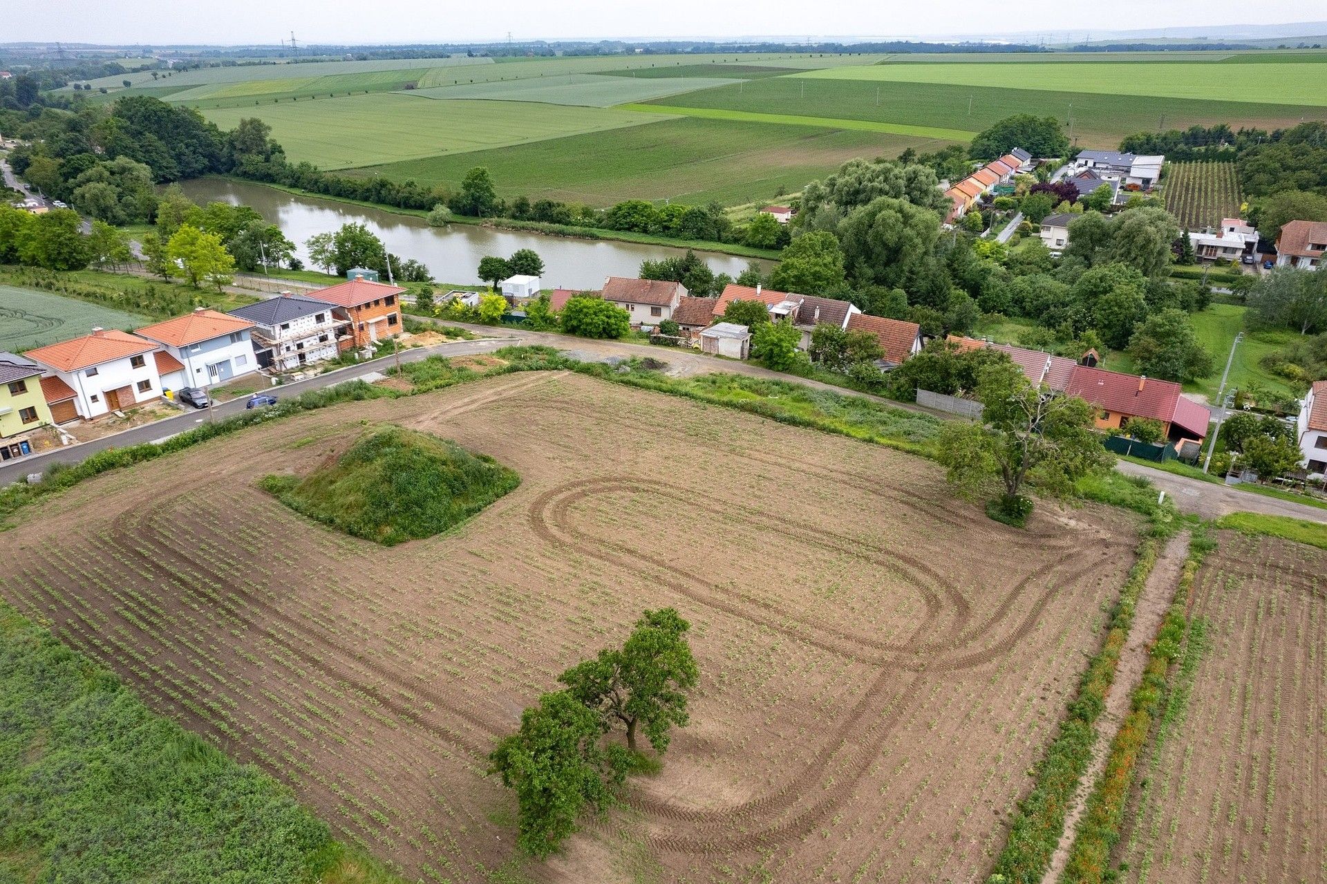 Prodej pozemku 693 m² - foto 12