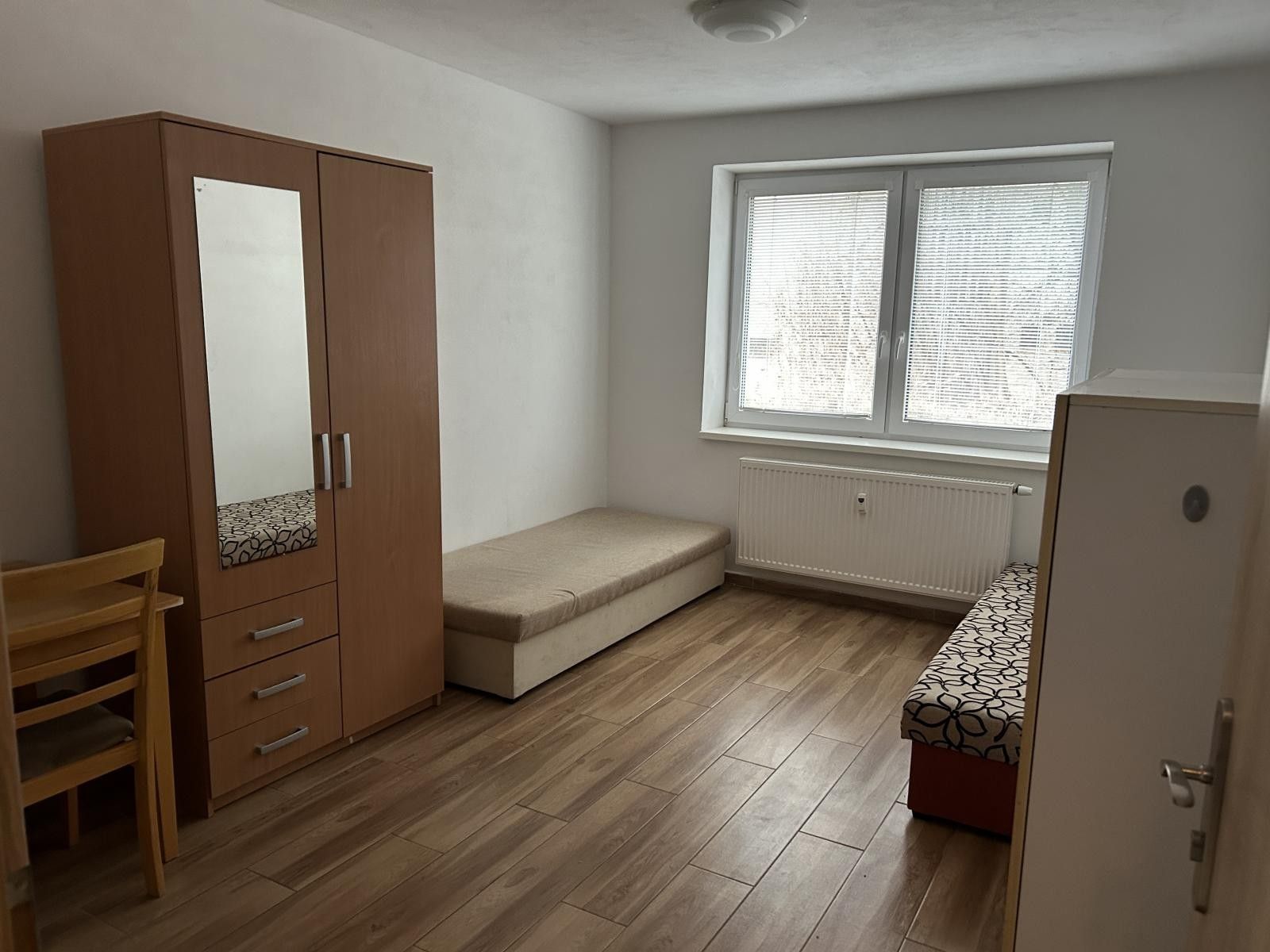 Pronájem bytu 2+kk 40 m² - foto 3