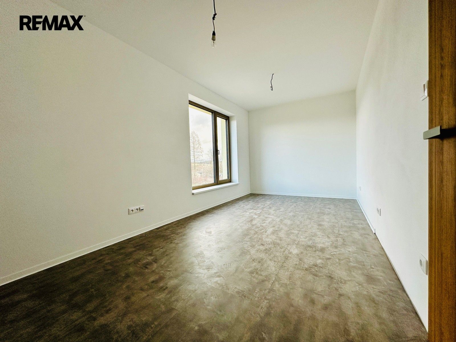 Pronájem bytu 3+kk 90 m² - foto 5