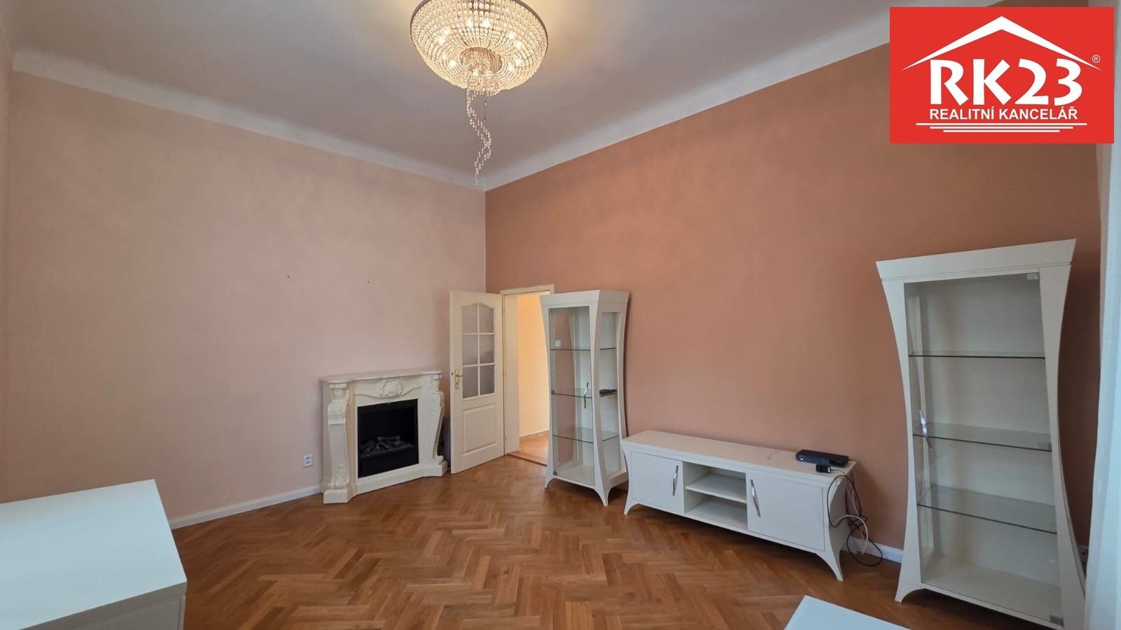 Pronájem bytu 3+kk 101 m² - foto 12