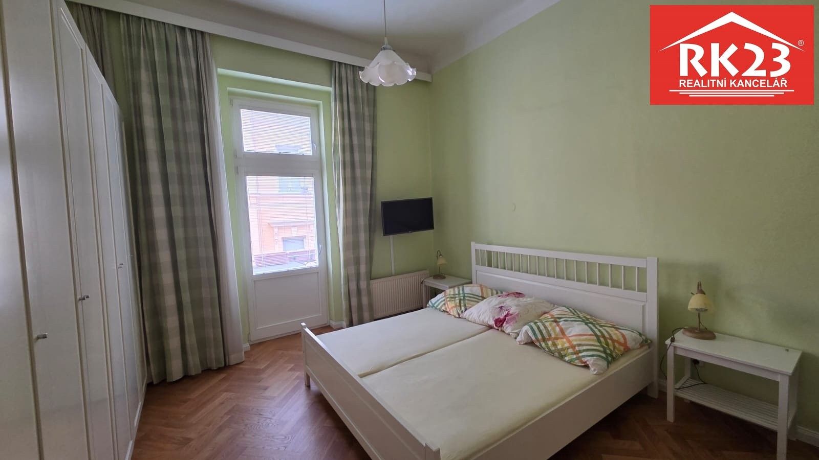 Pronájem bytu 3+kk 101 m² - foto 18
