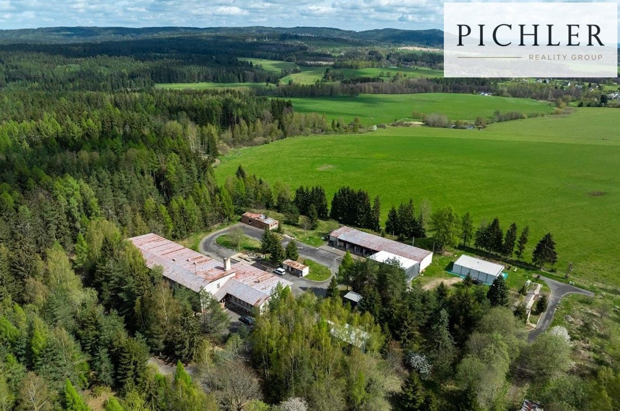 Prodej nemovitosti 12000 m² - foto 4