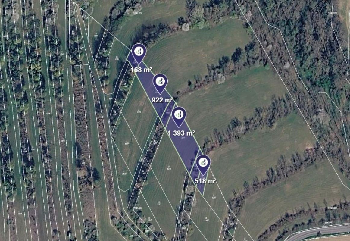 Prodej pozemku 3001 m² - foto 1