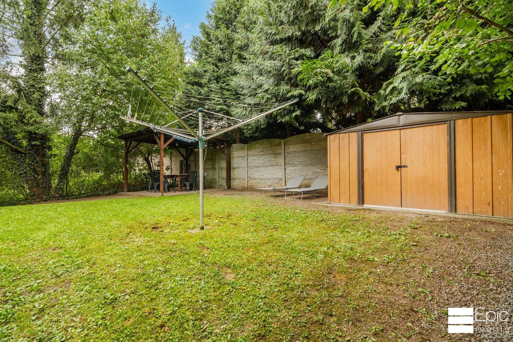 Prodej nemovitosti 243 m² - foto 8
