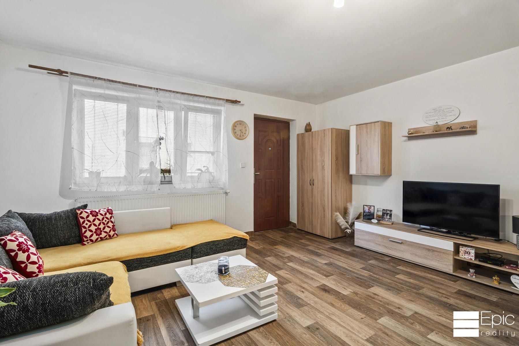 Prodej nemovitosti 243 m² - foto 9