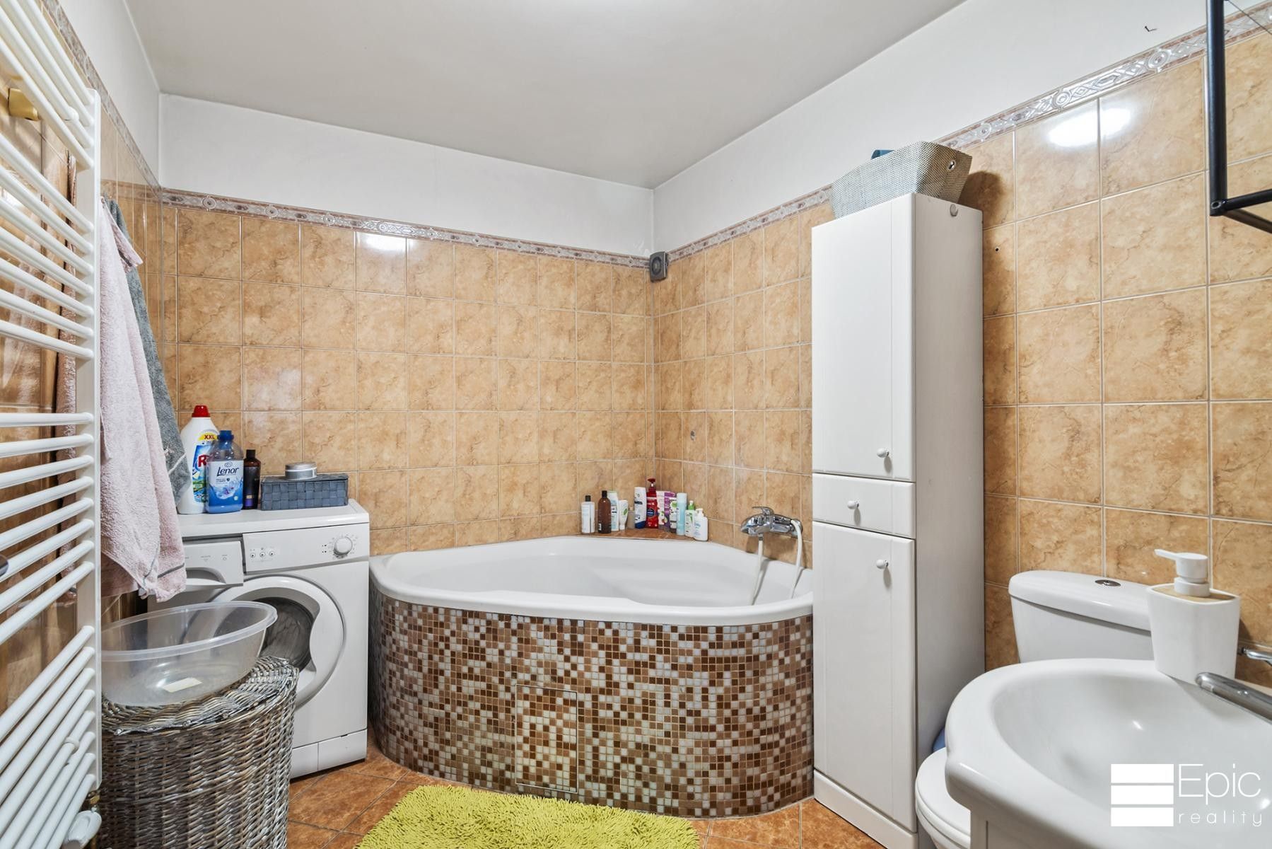 Prodej nemovitosti 243 m² - foto 13