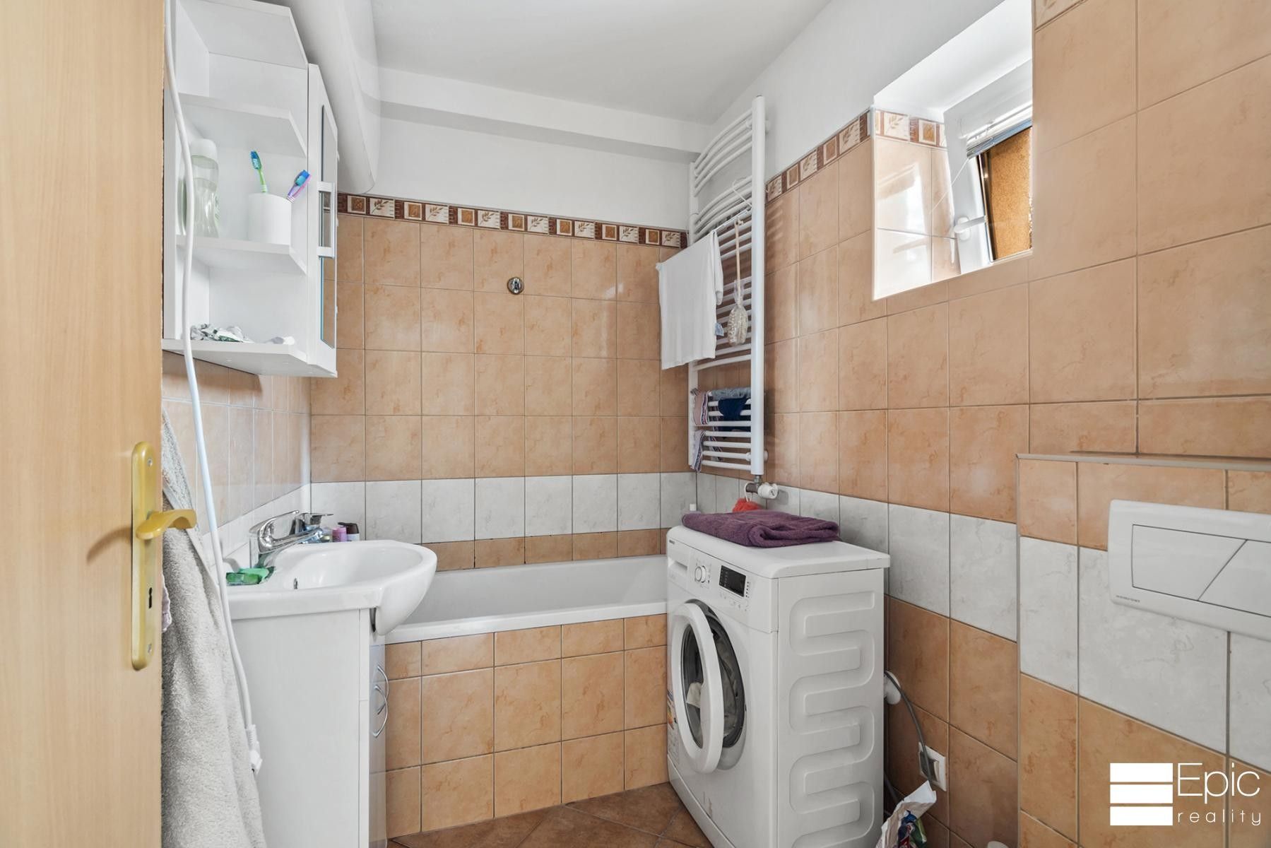 Prodej nemovitosti 243 m² - foto 18