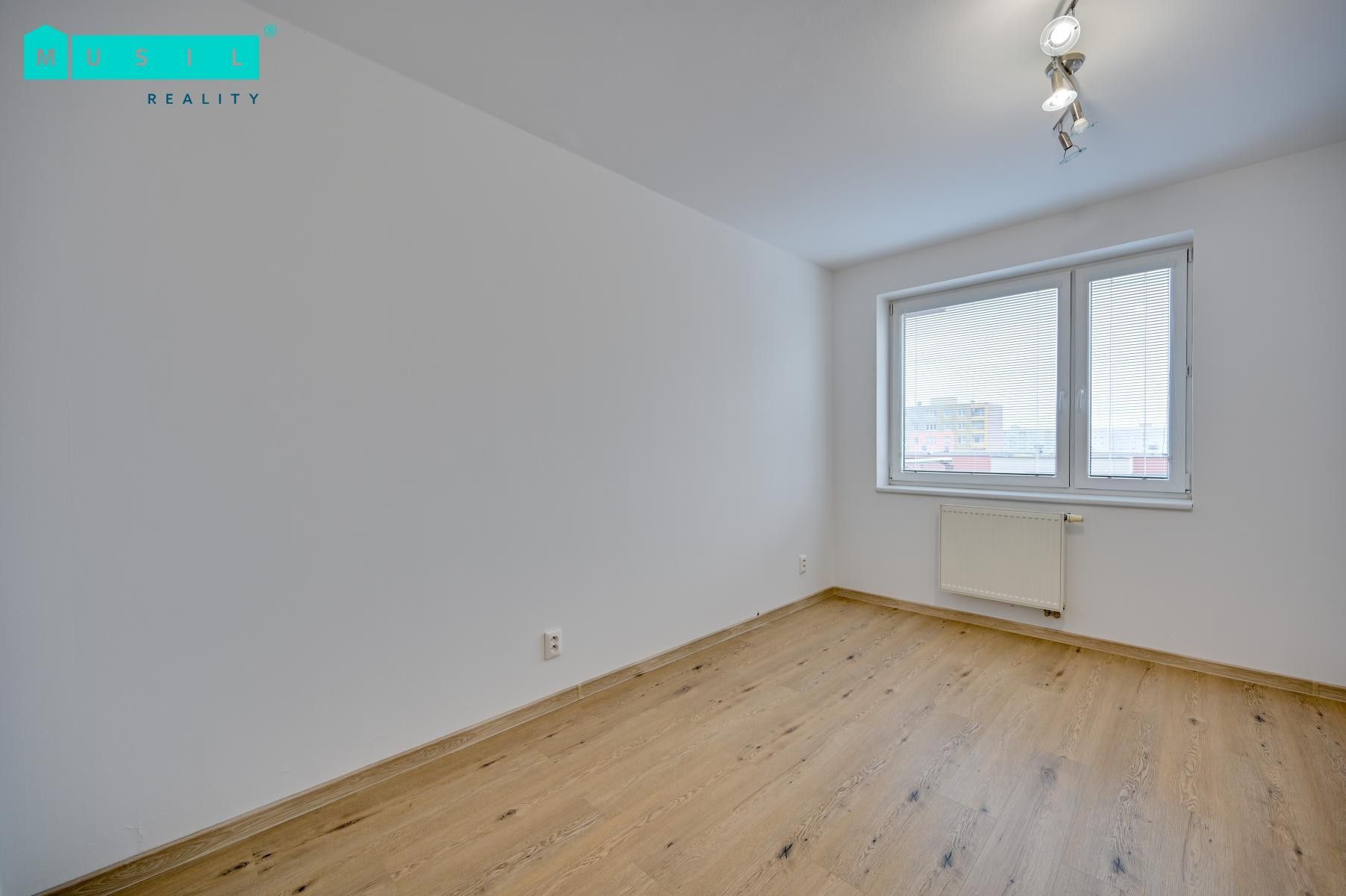 Pronájem bytu 2+kk 63 m² - foto 8