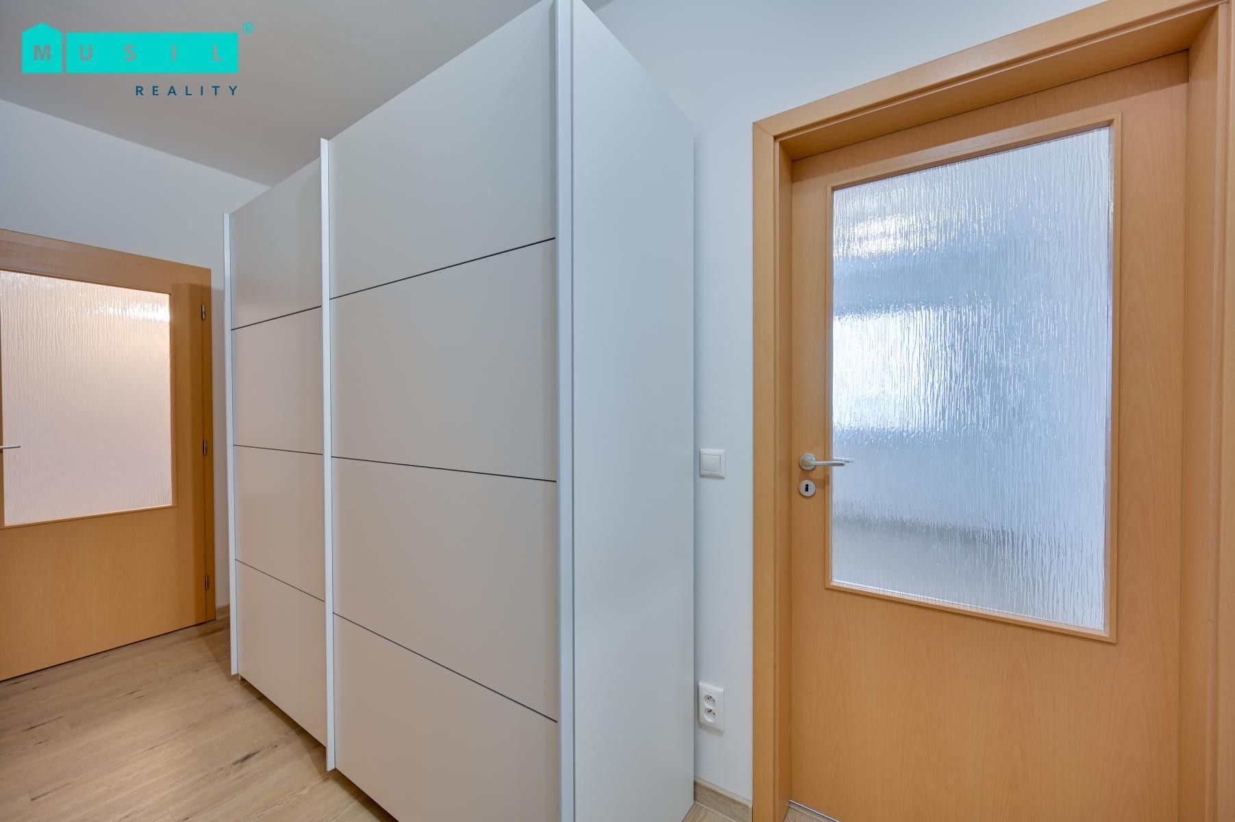 Pronájem bytu 2+kk 63 m² - foto 10