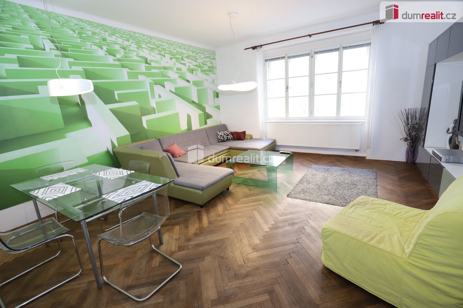Pronájem bytu 2+1 75 m² - foto 1