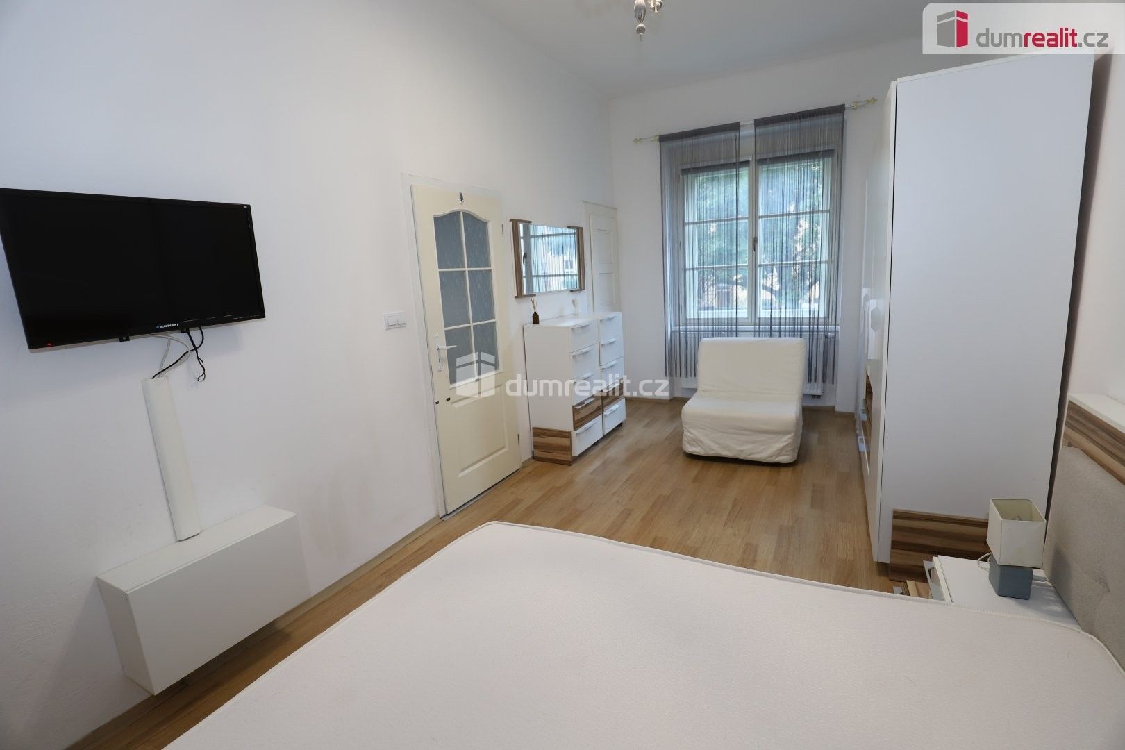 Pronájem bytu 2+1 75 m² - foto 8