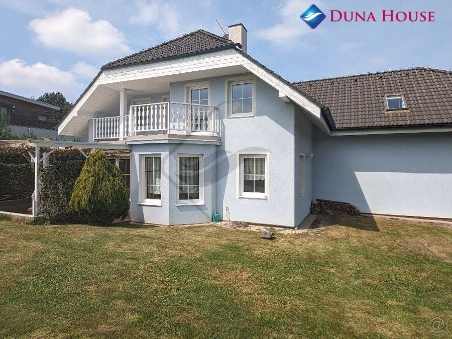 Prodej domu 200 m² - foto 1