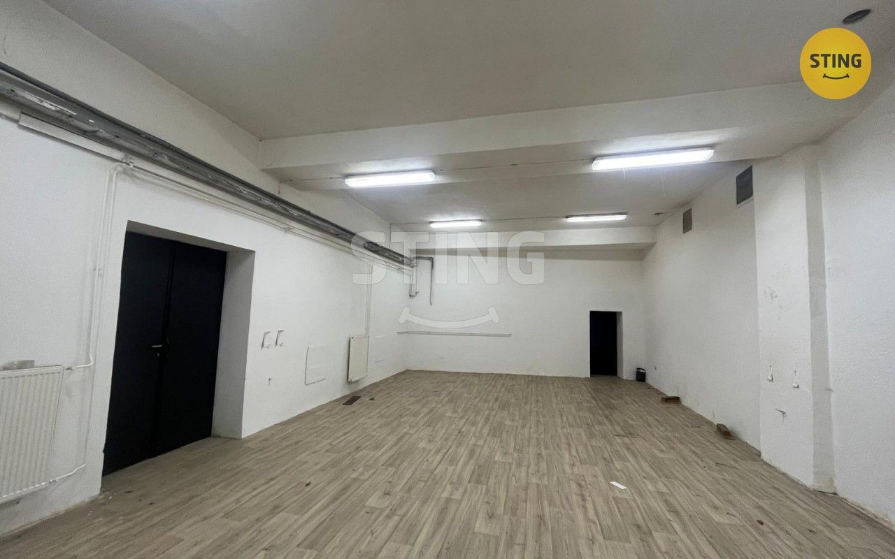 Pronájem komerčního prostoru 80 m² - foto 1