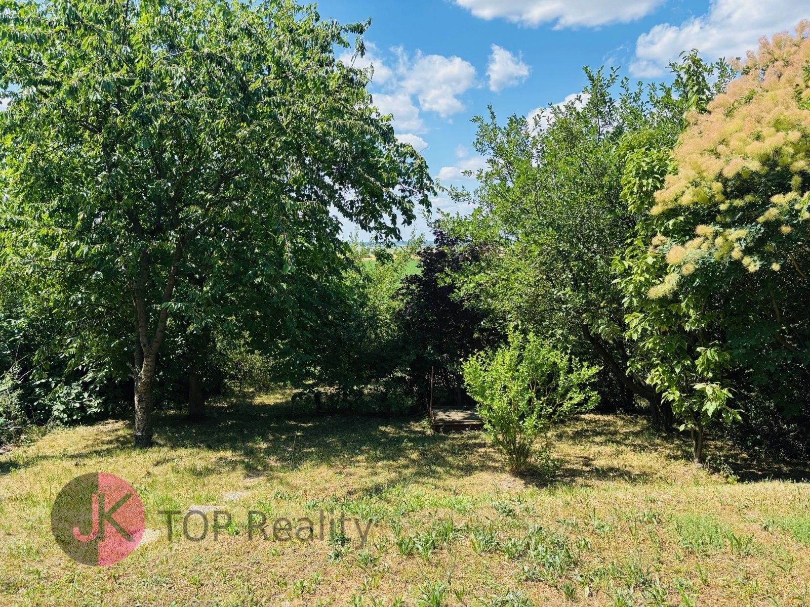 Prodej pozemku 723 m² - foto 1
