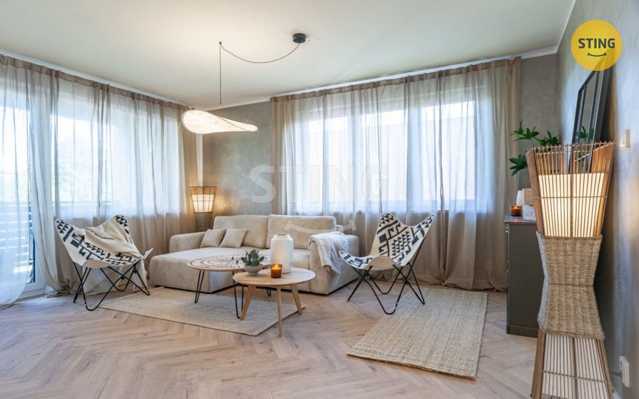 Prodej domu 242 m² - foto 2
