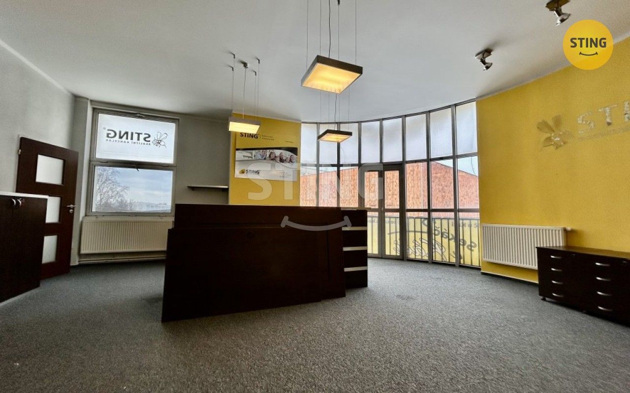 Pronájem komerčního prostoru 830 m² - foto 16