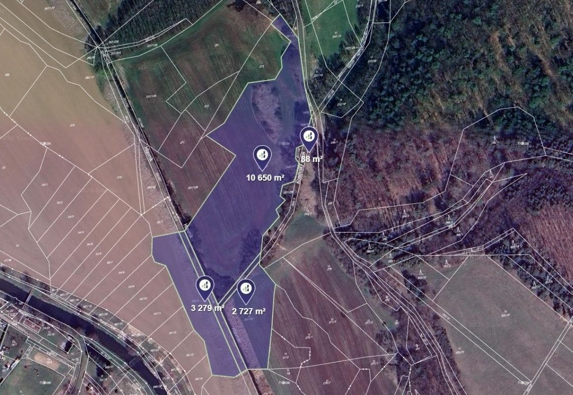 Prodej pozemku 16744 m² - foto 1