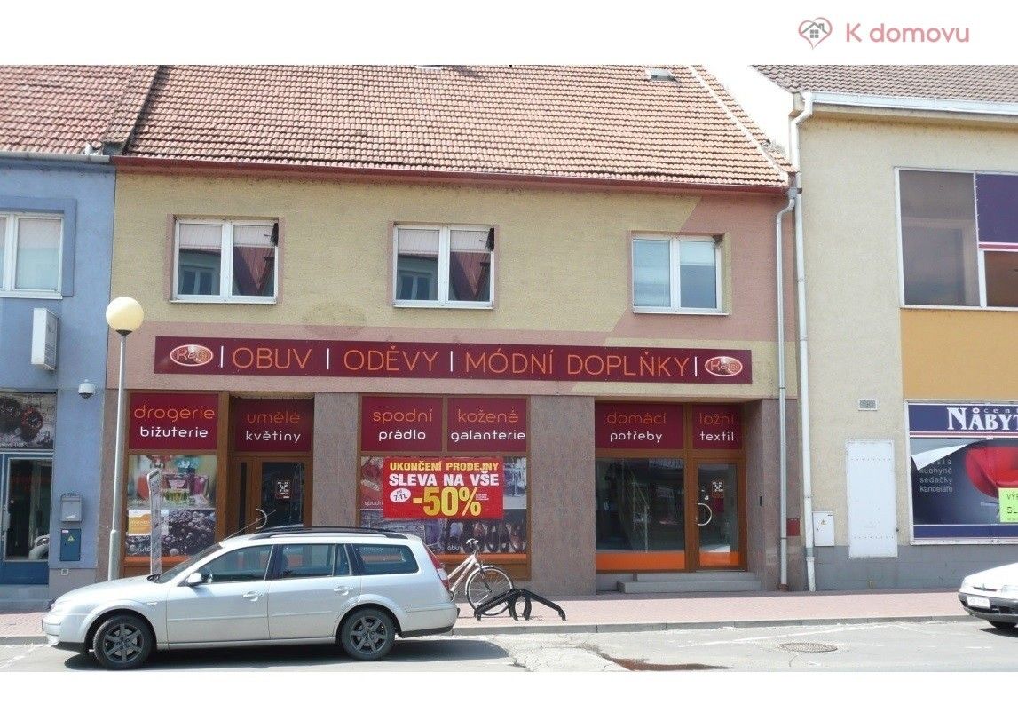 Prodej komerčního prostoru 980 m² - foto 1