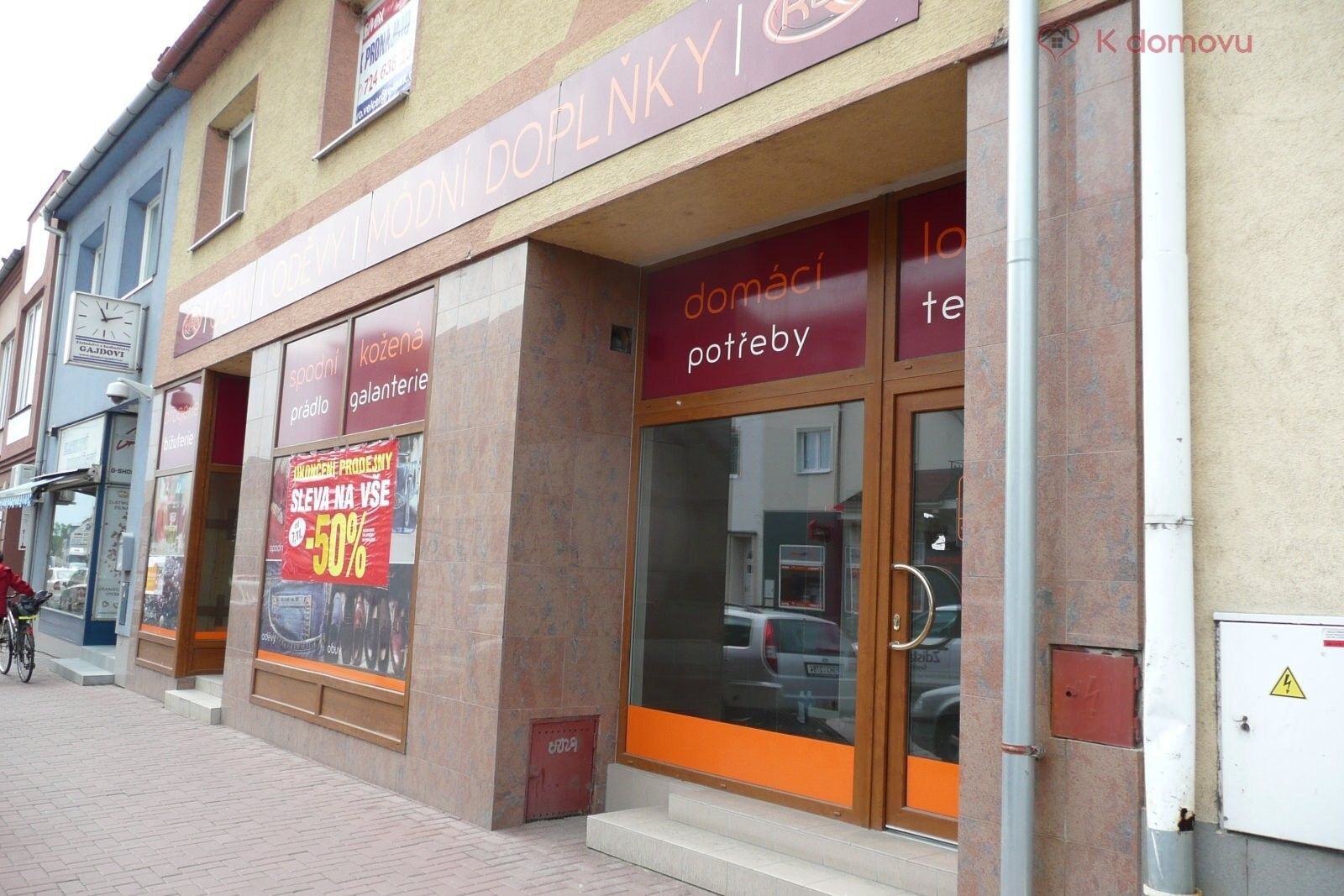 Prodej komerčního prostoru 980 m² - foto 4
