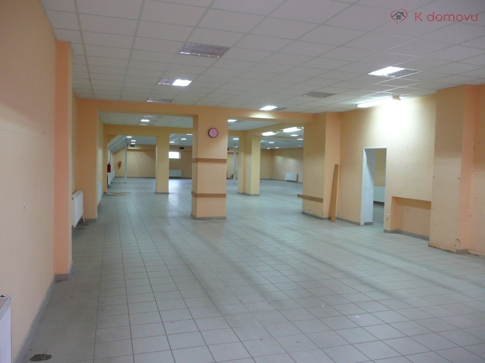 Prodej komerčního prostoru 980 m² - foto 10