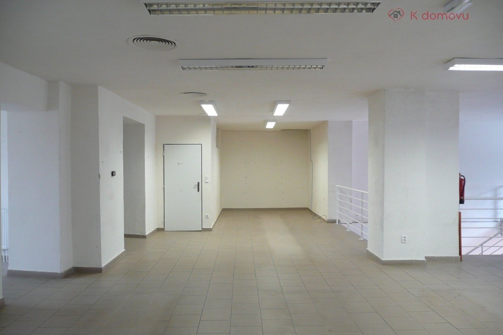 Prodej komerčního prostoru 980 m² - foto 18