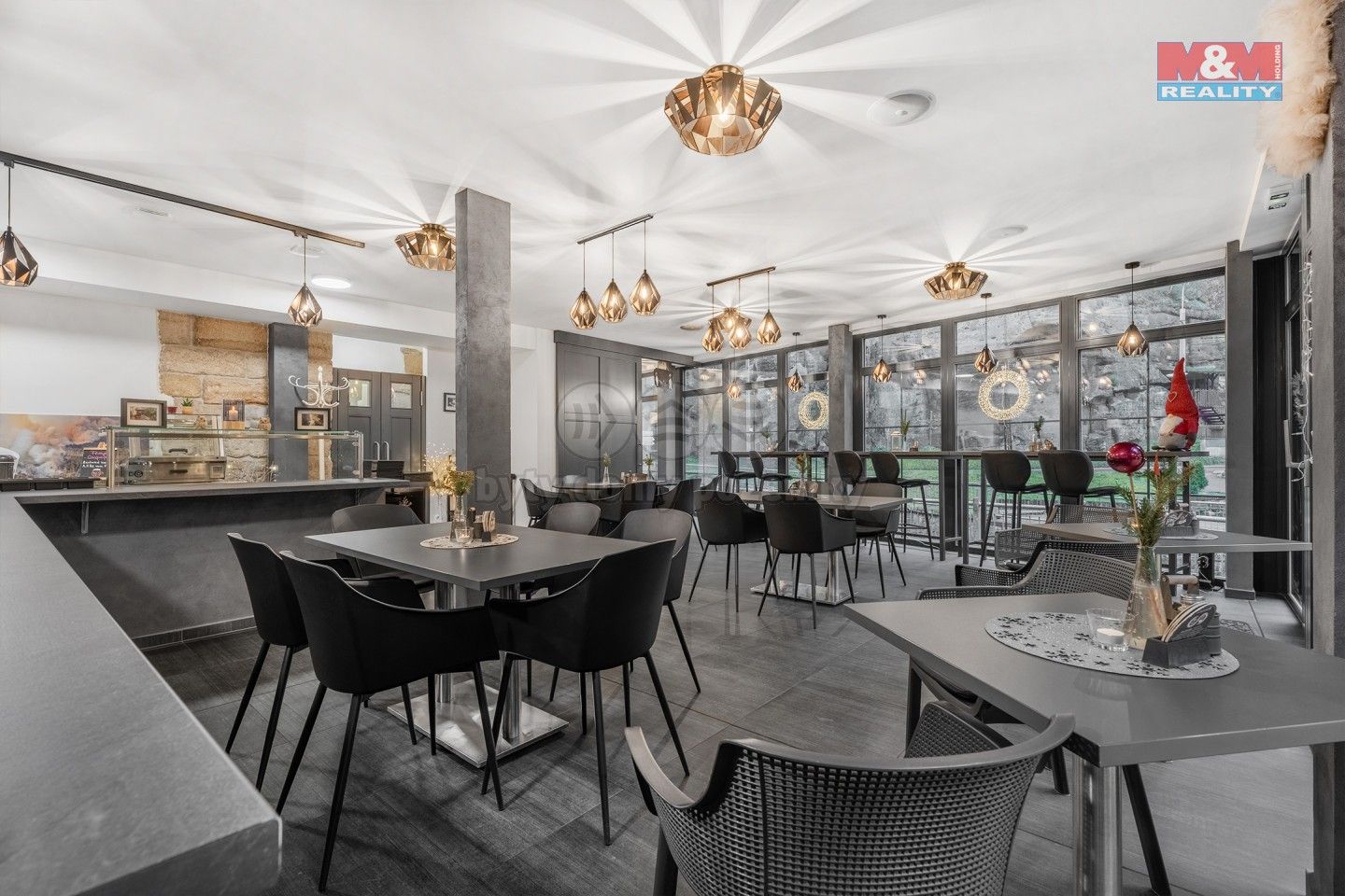 Prodej komerčního prostoru 300 m² - foto 5