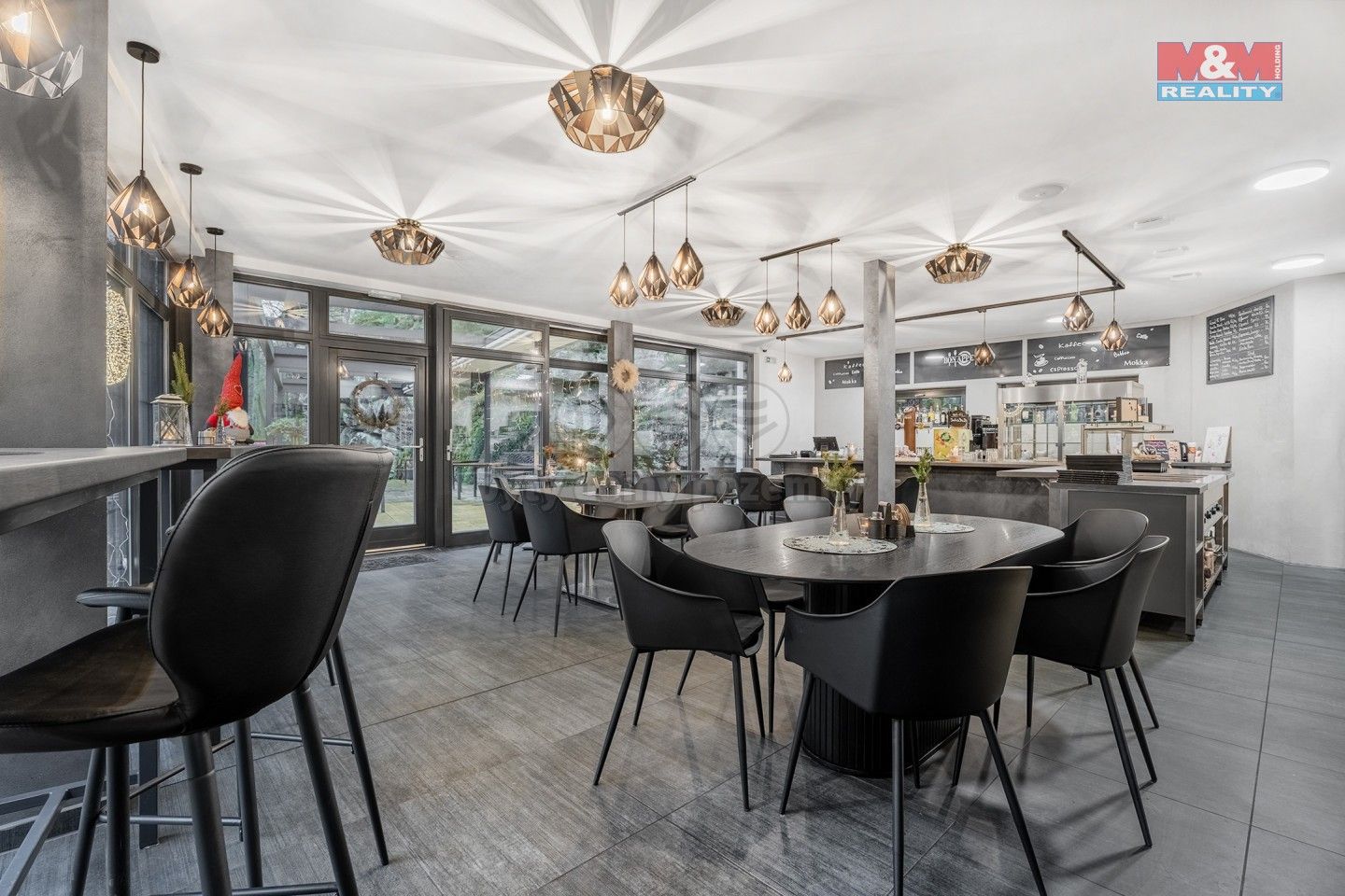 Prodej komerčního prostoru 300 m² - foto 4