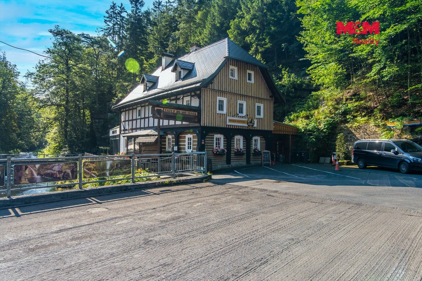 Prodej komerčního prostoru 300 m² - foto 3