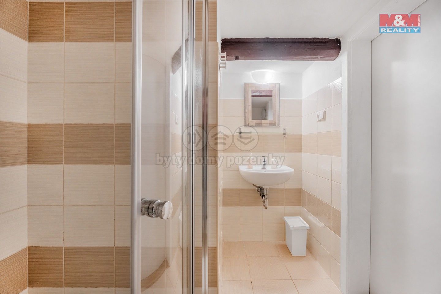 Prodej komerčního prostoru 300 m² - foto 12