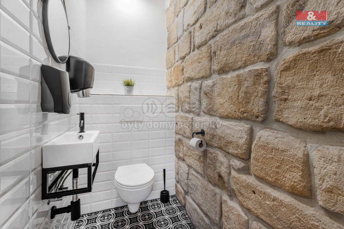 Prodej komerčního prostoru 300 m² - foto 9