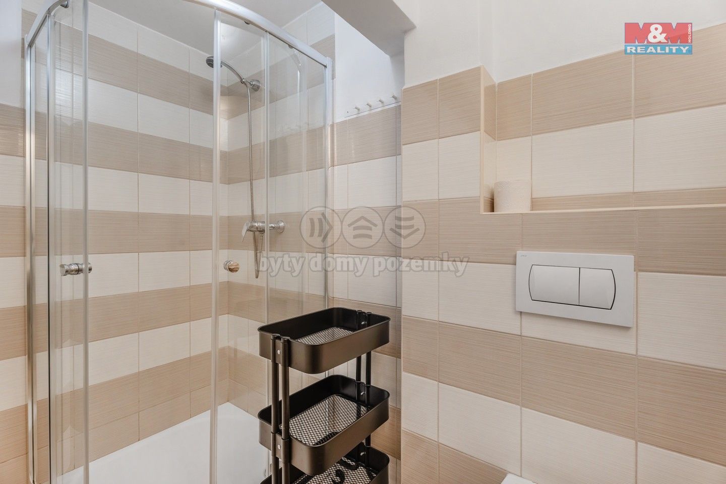 Prodej komerčního prostoru 300 m² - foto 24