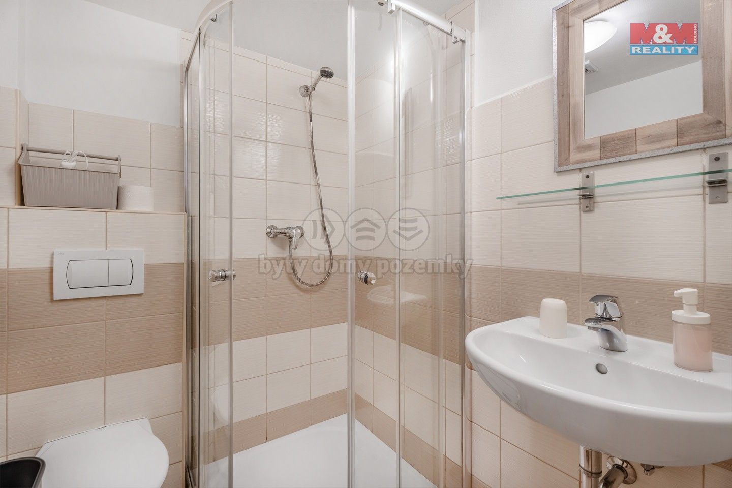 Prodej komerčního prostoru 300 m² - foto 29