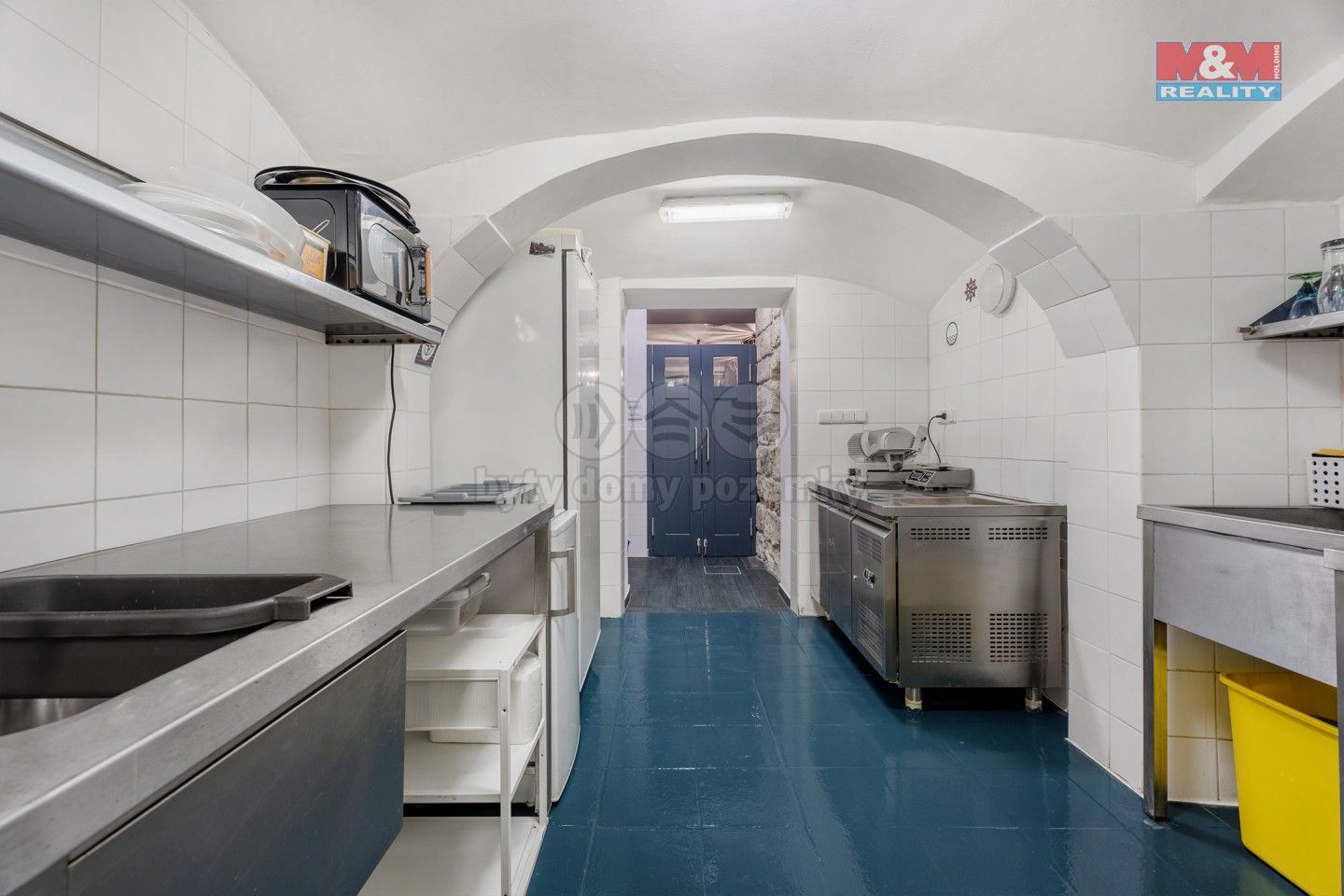 Prodej komerčního prostoru 300 m² - foto 35