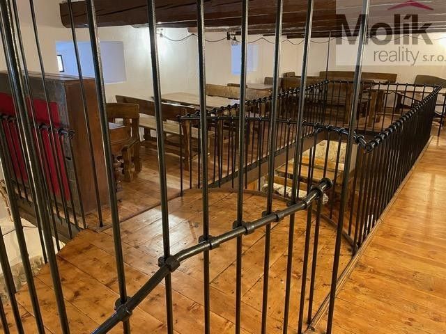 Prodej komerčního prostoru 686 m² - foto 6